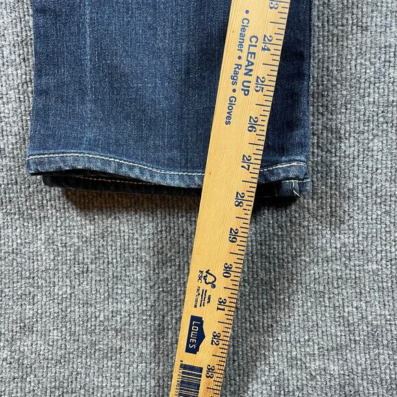 True Religion Jeans Women's 28 (30X28) Blue Denim Straight Leg Flap Pocket READ - Picture 10 of 12